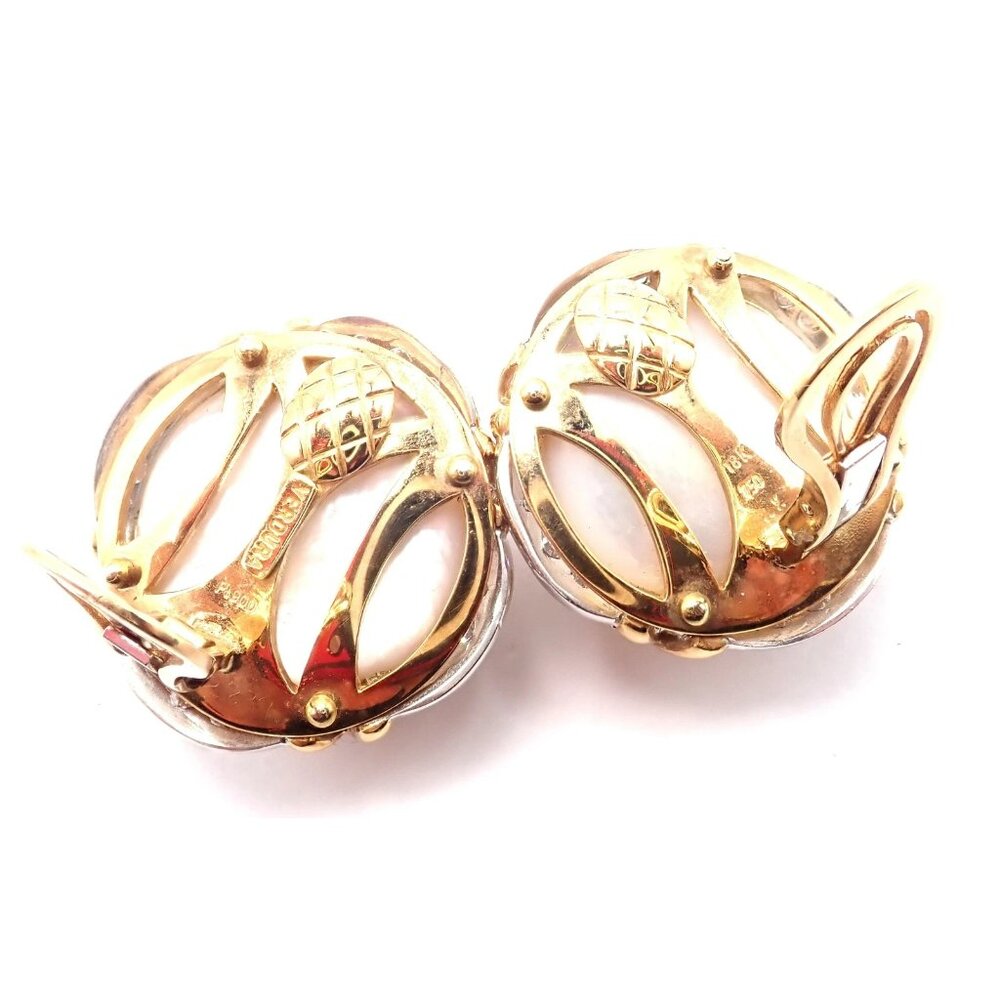 Authentic! Vintage Verdura 18k Yellow Gold Mabe Pearl Diamond Large Earrings - Picture 7 of 14